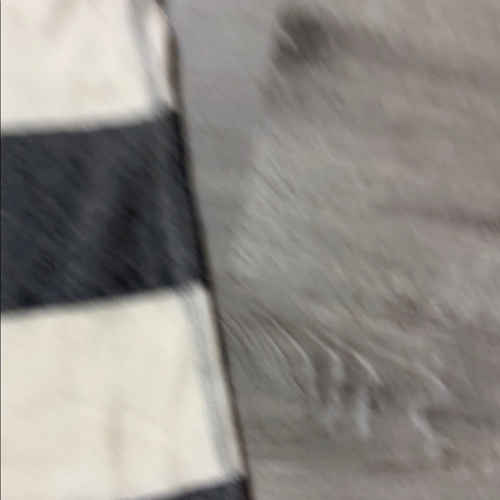 Abercrombie & Fitch Gray and Cream Striped Tank - Picture 4 of 6